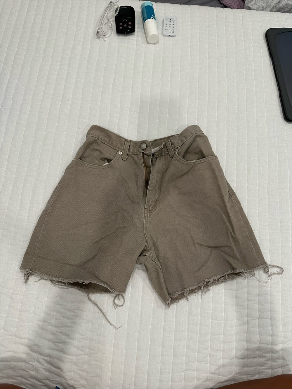 Faded Glory High-Waist Frayed Hem Shorts - Taupe